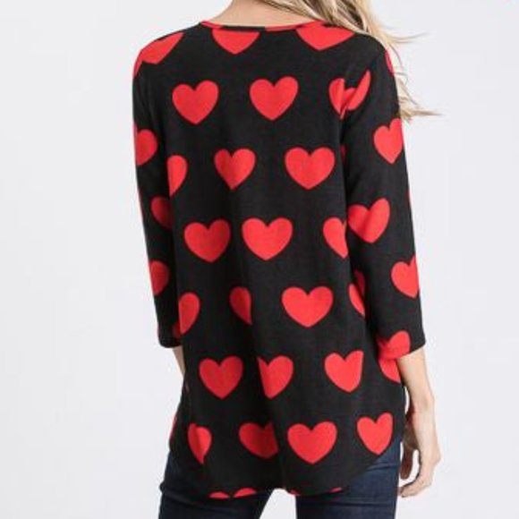 Black & Red Heart Criss Cross Chest 3/4 Sleeve Hacci Top - Picture 4 of 4